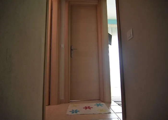Our Little Paradise ! ! בית נופש *